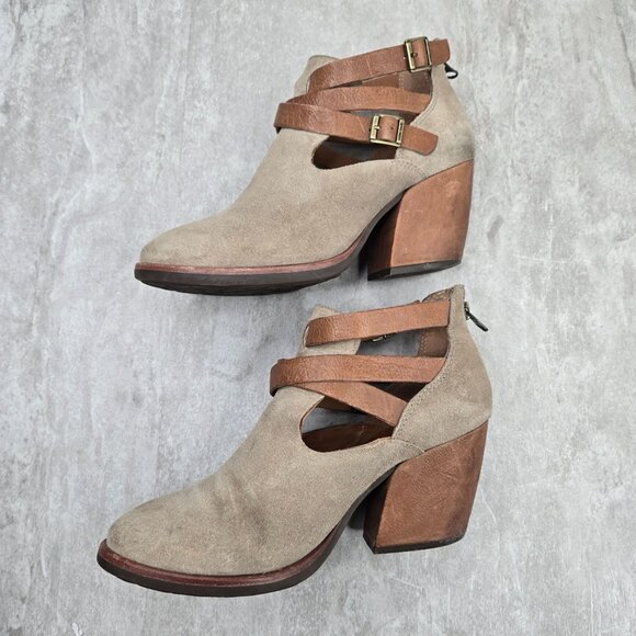 Kork-Ease Western Ankle Booties Size 8 Taupe Suede Block Heel Buckle Boots - Picture 6 of 12